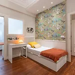 Park & Museum By Next Stop Apartamento *